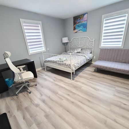 Downtown Ottawa Spacious Room Accommodation Buitenkant foto
